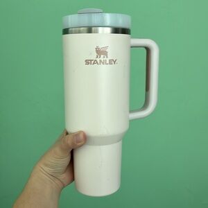 Stanley Quencher H2.0 FlowState Tumbler 40oz